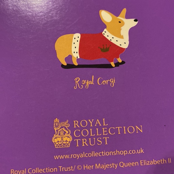 Royal Corgi Notebook From London - Picture 7 of 9